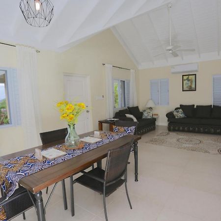 Richmond - Heroes Villa, Ac, Security, Access To Pool, Playground & Private Beach - Welcome Breakfast Basket Экстерьер фото