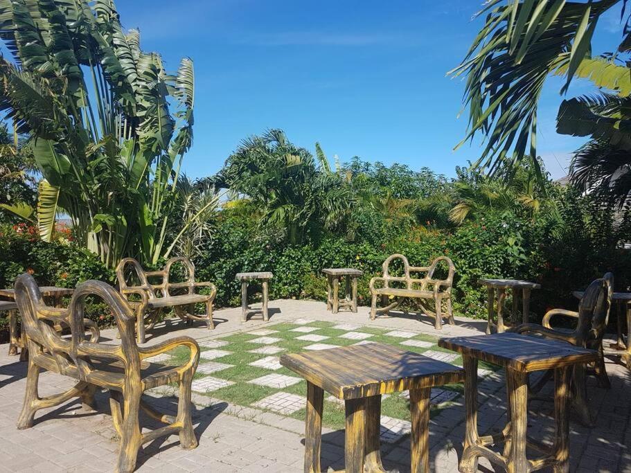 Richmond - Heroes Villa, Ac, Security, Access To Pool, Playground & Private Beach - Welcome Breakfast Basket Экстерьер фото