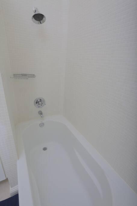 Richmond - Heroes Villa, Ac, Security, Access To Pool, Playground & Private Beach - Welcome Breakfast Basket Экстерьер фото
